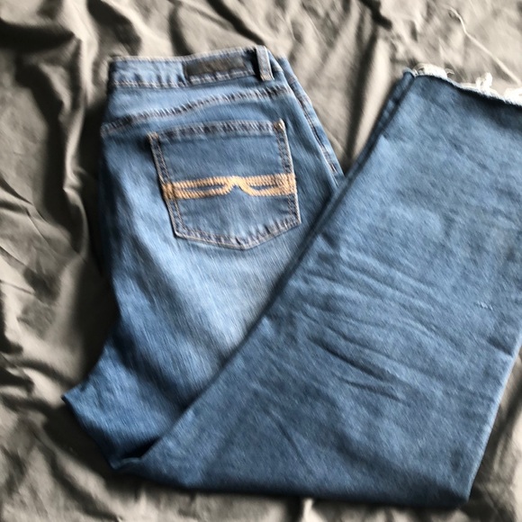 Buffalo mid rise cropped jeans - Picture 2 of 3